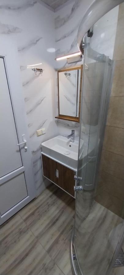 Hostel Gomani Μπατούμι Εξωτερικό φωτογραφία